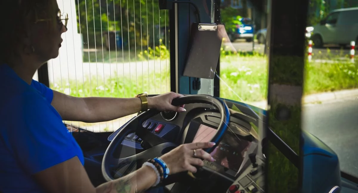 Zdjęcie: W autobusie MPK Legnica Fot.: Aga Jackiewicz