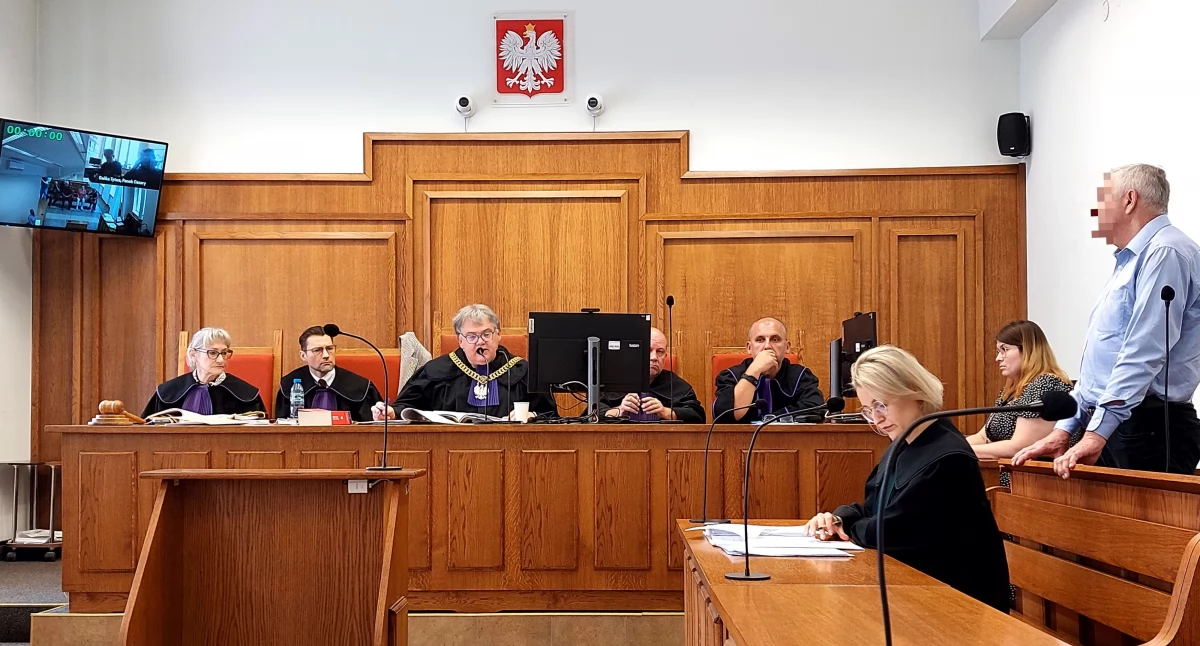 Zdjęcie: Oskarżony Andrzej B. przed Sądem Okręgowym w Legnicy. Fot. Piotr Kanikowski
