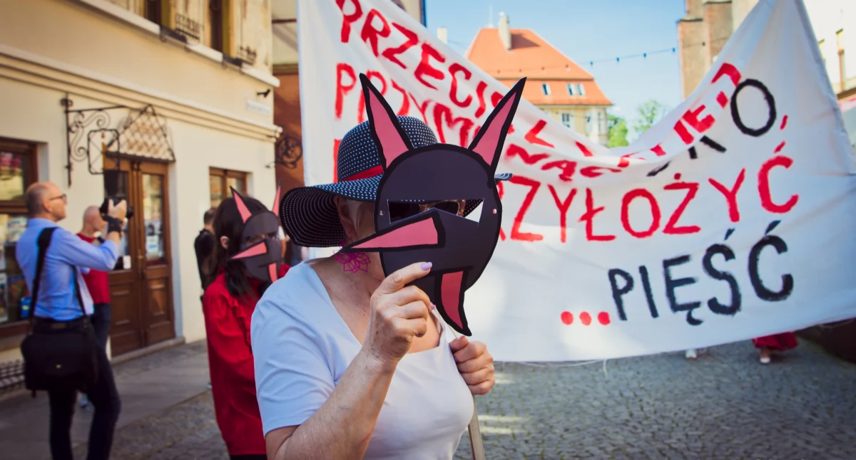 Zdjęcie: korowód satyrykonowy Fot.: Aga Jackiewicz
