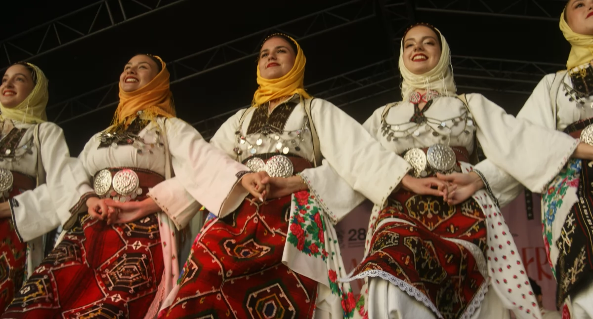 Zdjęcie: Koncert galowy Międzynarodowego festiwalu Folklorystycznego Świat pod Kyczerą w Legnicy. Fot. Piotr Kanikowski