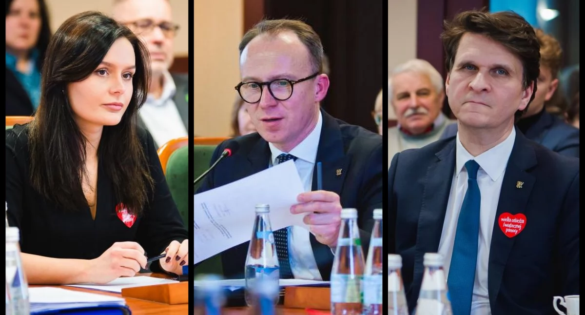 Zdjęcie: W środku prezydent Legnicy Maciej Kupaj, obok jego zastępcy Aleksandra Krzeszewska i Jacek Baszczyk. Fot. Aga Jackiewicz