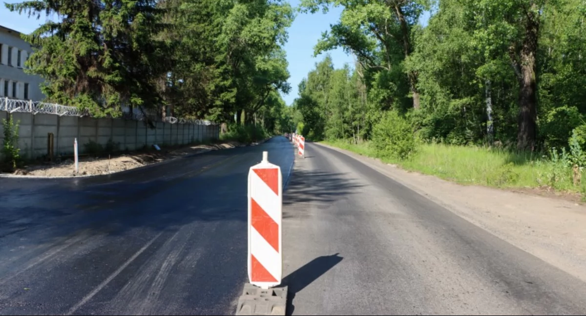 Zdjęcie: prace remontowe na ulicy Złotoryjskiej Fot.: UM