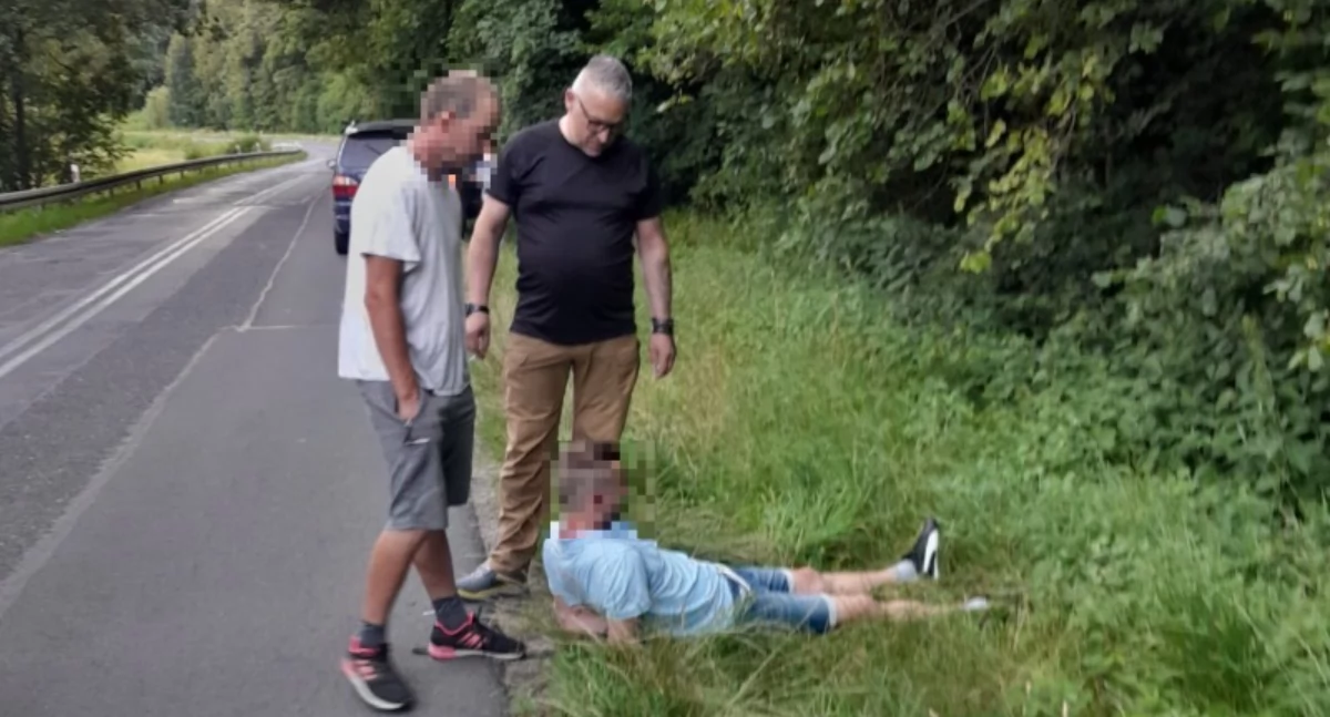 Zdjęcie: Zatrzymany w pościgu kierowca audi. Fot. Komenda Powiatowa Policji w Lwówku Śląskim.