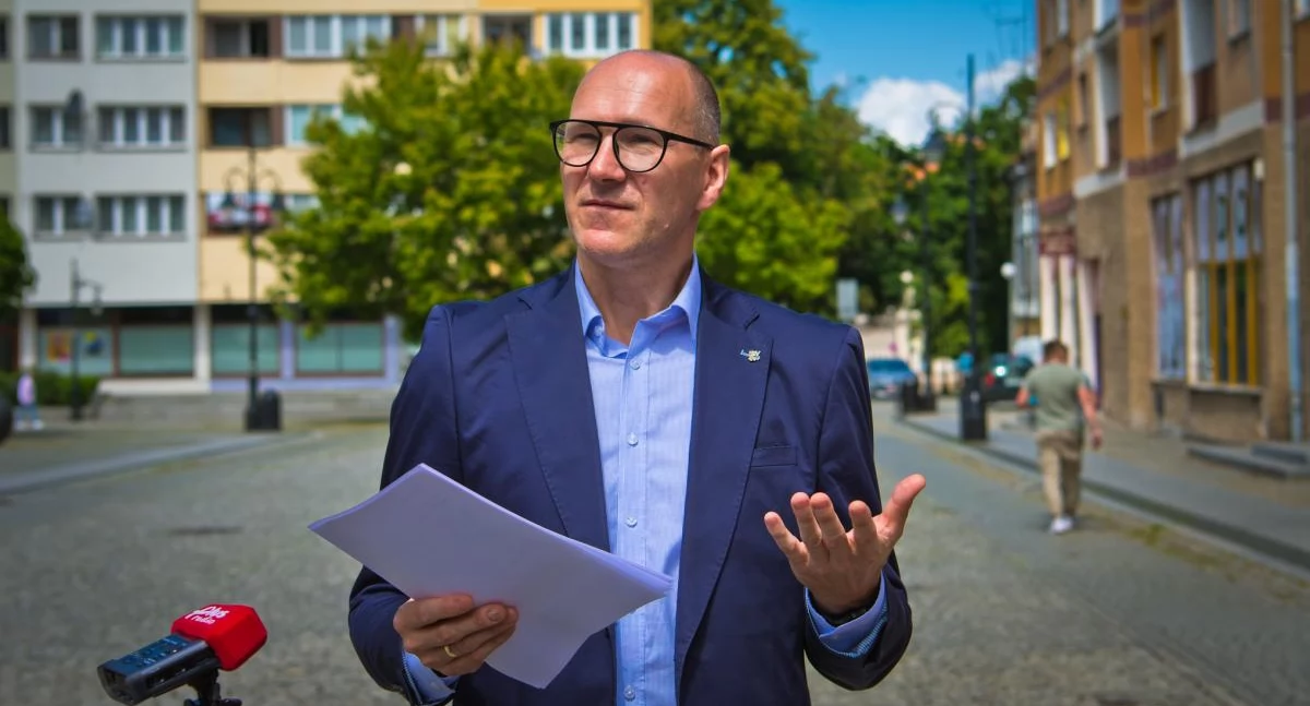 Zdjęcie: Grzegorz Koczubaj, rzecznik prasowy Urzędu Miasta w Legnicy. Fot. Aga Jackiewicz