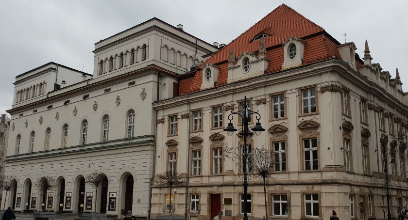 FOT. Andrzej Trzeciak - Teatr w Legnicy