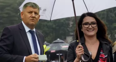 W Zagrodnie wciąż próbują ustrzelić byłą wójt Karolinę Bardowską. Ślepakami
