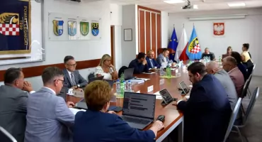 Absolutorium i wotum zaufania dla zarządu powiatu legnickiego